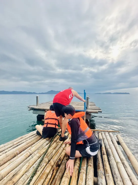 Vivere Azure - Rafting to snorkeling area