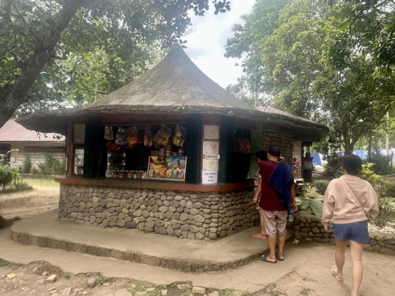 Mangrove Resort Hotel - Snacks store