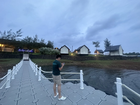 Sofia's Lake - Dock
