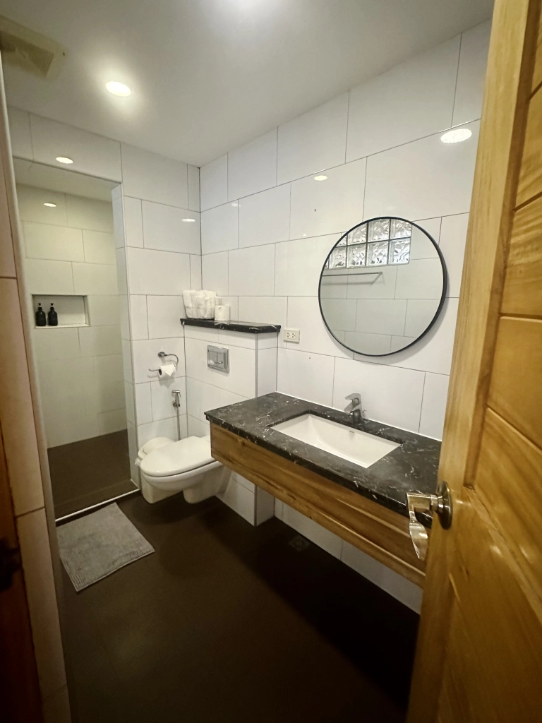 Mangrove Resort Hotel - Toilet